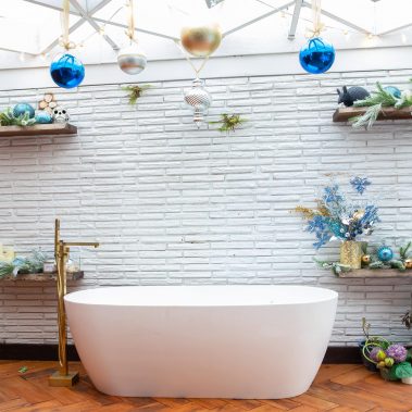 Holiday Decorating Services 4 IMG 9970 min scaled