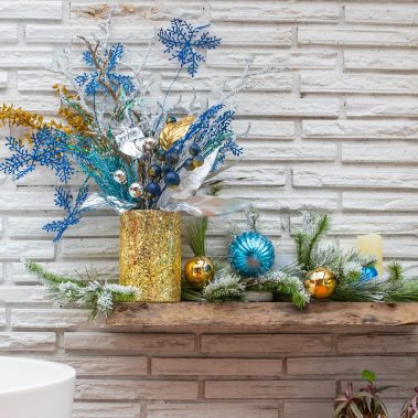 Holiday Decorating Services 3 IMG 9985 min scaled