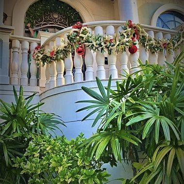 Holiday Decorating Services 20 professional holiday interior designer 007