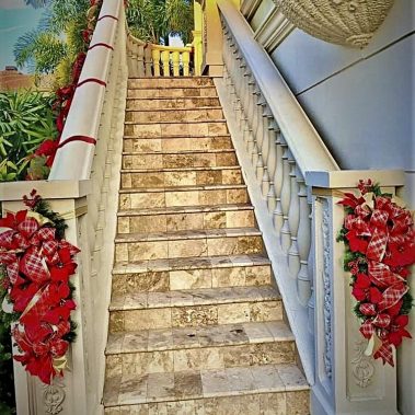 Holiday Decorating Services 55 professional holiday interior designer 018
